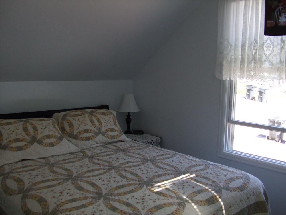 The Silk Pincushion (Adults Only) Bed & Breakfast Голдън Екстериор снимка